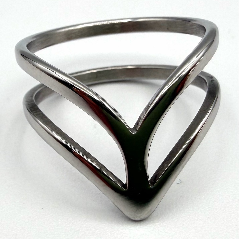 Silver Tone Chevron V Ring Size 9 Double Band Minimalist Statement